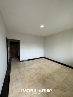 Sobrado para  Venda em Campo Mourão pela Casa fácil