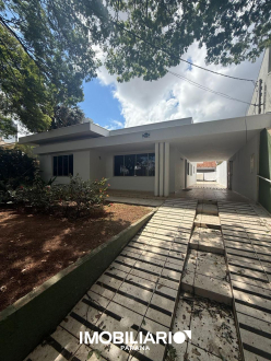 Residência para  Venda em Umuarama pela Caetano & Otávio