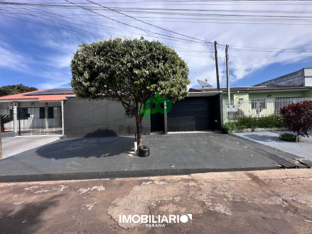 Residência para  Venda em Umuarama pela Paullyne Bianca Negócios Imobiliários