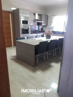 Residência para  Venda em Campo Mourão pela Tapowik Imóveis