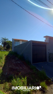 Sobrado para  Alugar em Umuarama pela Bom Imóveis