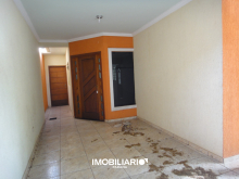 Residência para  Venda em Umuarama pela Caetano & Otávio