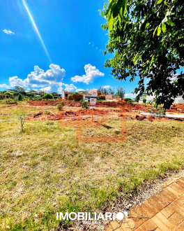 Terreno para  Venda em Icaraíma pela Peteno Imóveis