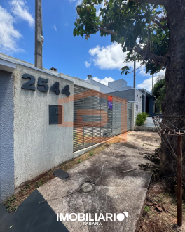 Residência para  Venda em Umuarama pela Peteno Imóveis