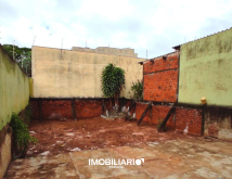 Sobrado para  Venda em Umuarama pela Shiotani Imóveis