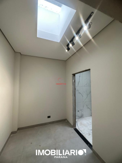 Casa Em Condomínio para  Venda em Umuarama pela Imobiliária Favorytta