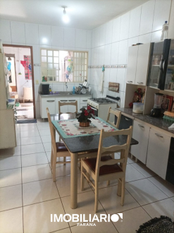 Residência para  Venda em Umuarama pela Imobiliária Amizade