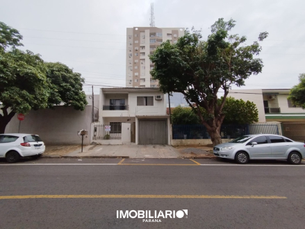 Sobrado para  Venda em Umuarama pela Imobiliária Amizade