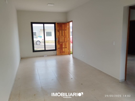 Residência para  Alugar em Umuarama pela Imobiliária Amizade