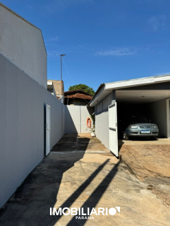 Residência para  Venda em Umuarama pela Imobiliária Amizade