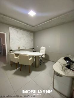 Sala Comercial para  Alugar em Campo Mourão pela Grola Negócios Imobiliários