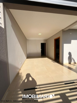 Sobrado para  Venda em Campo Mourão pela Grola Negócios Imobiliários