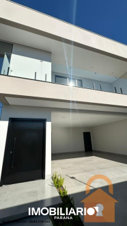 Sobrado para  Venda em Campo Mourão pela Grola Negócios Imobiliários