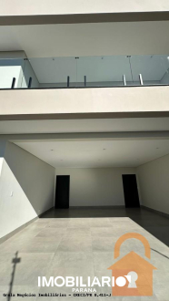 Sobrado para  Venda em Campo Mourão pela Grola Negócios Imobiliários