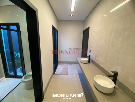 Residência para  Venda em Umuarama pela Imobiliária Triangulo