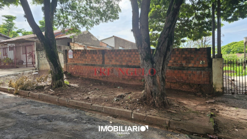 Terreno para  Venda em Umuarama pela Imobiliária Triangulo