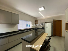 Prédio Comercial para  Venda em Umuarama pela Marcelo