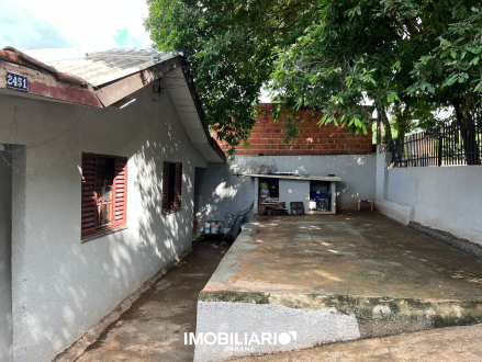 Residência para  Venda em Umuarama pela Elisia Neves