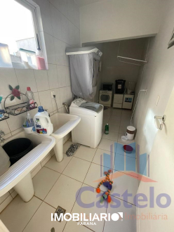 Residência para  Venda em Umuarama pela Castelo Assessoria Imobiliária