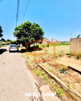 Terreno para  Venda em Umuarama pela Peteno Imóveis