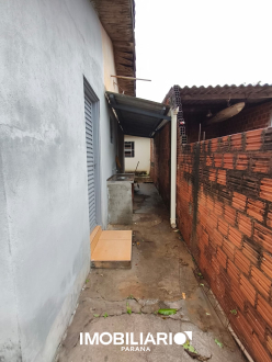 Residência para  Venda em Umuarama pela Delta