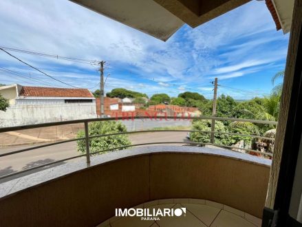 Residência para  Venda em Umuarama pela Imobiliária Triangulo