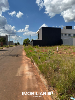 Terreno para  Venda em Umuarama pela Imobiliária Triangulo