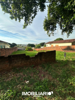 Terreno para  Venda em Umuarama pela Imobiliária Triangulo