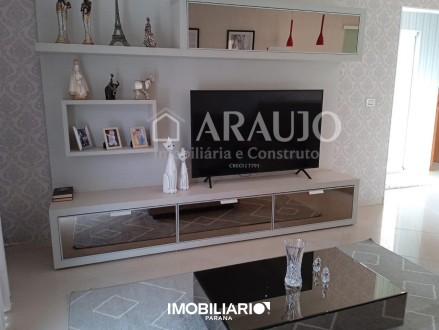 Sobrado para  Venda em Umuarama pela Araujo