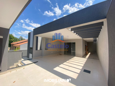 Residência para  Venda em Umuarama pela Castelo Assessoria Imobiliária