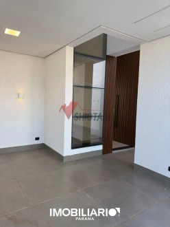 Sobrado para  Venda em Umuarama pela Shiotani Imóveis