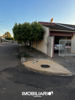 Residência para  Venda em Douradina pela Araujo
