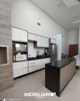 Residência para  Venda em Umuarama pela Formigoni e Bispo Imóveis