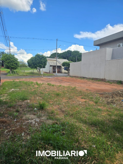 Terreno para  Venda em Umuarama pela Elisia Neves