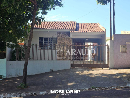Residência para  Venda em Umuarama pela Araujo