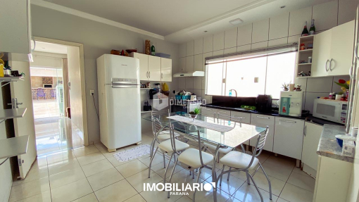 Residência para  Venda em Umuarama pela Dimensão
