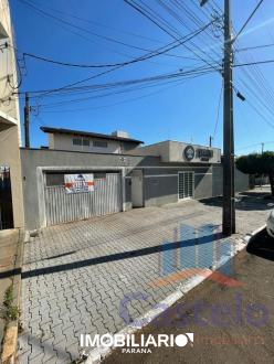 Residência para  Venda em Umuarama pela Castelo Assessoria Imobiliária