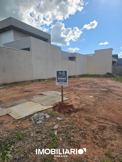 Terreno para  Venda em Umuarama pela Elisia Neves