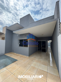 Residência para  Venda em Umuarama pela Castelo Assessoria Imobiliária