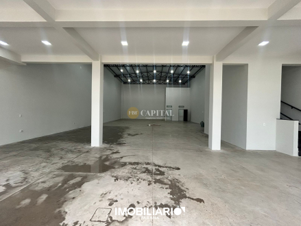 Apartamento para  Alugar em Umuarama pela FBF Capital