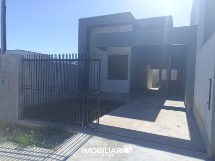 Residência para  Venda em Umuarama pela Bom Imóveis