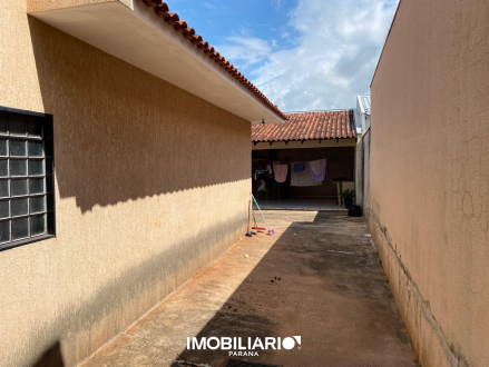 Residência para  Venda em Umuarama pela Liderança