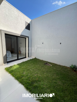 Residência para  Venda em Umuarama pela Delta