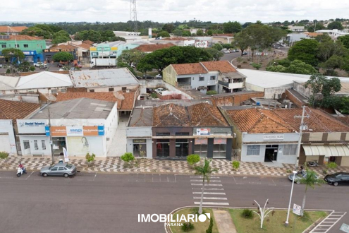Sala Comercial para  Venda em Cruzeiro do Oeste pela Remax Majob