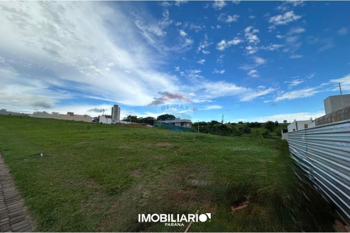 Terreno para  Venda em Umuarama pela Remax Majob