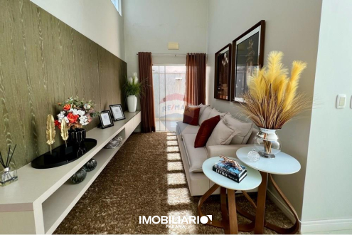 Casa Em Condomínio para  Venda em Umuarama pela Remax Majob