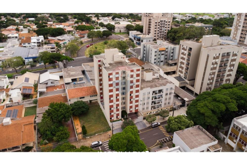 Apartamento para  Venda em Umuarama pela Remax Majob