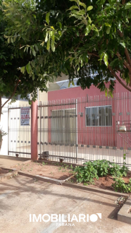 Residência para  Venda em Umuarama pela Bom Imóveis