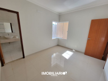 Residência para  Venda em Umuarama pela Delta