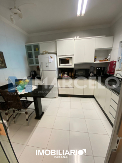 Sobrado para  Venda em Umuarama pela Marcelo